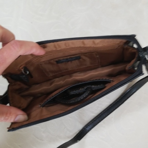 Nine West Shoulder Bag - Picture 4 of 6